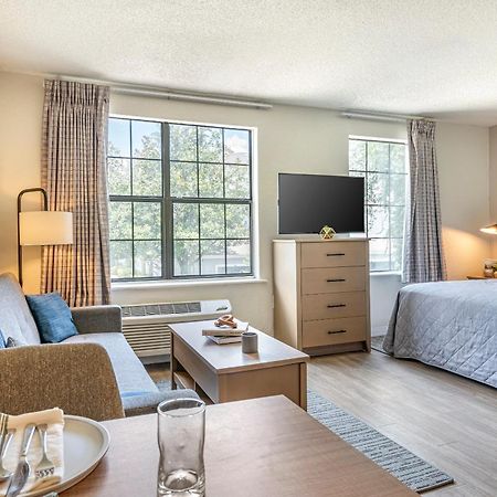 Intown Suites Extended Stay Greensboro Nc - Airport Εξωτερικό φωτογραφία